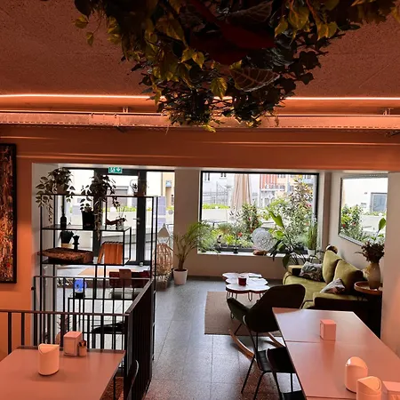 Regina Hotel