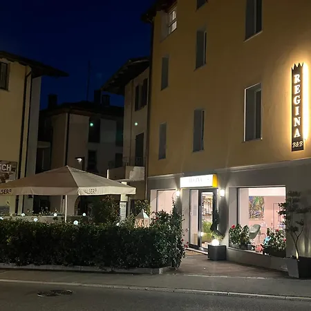 Regina Hotel 3*